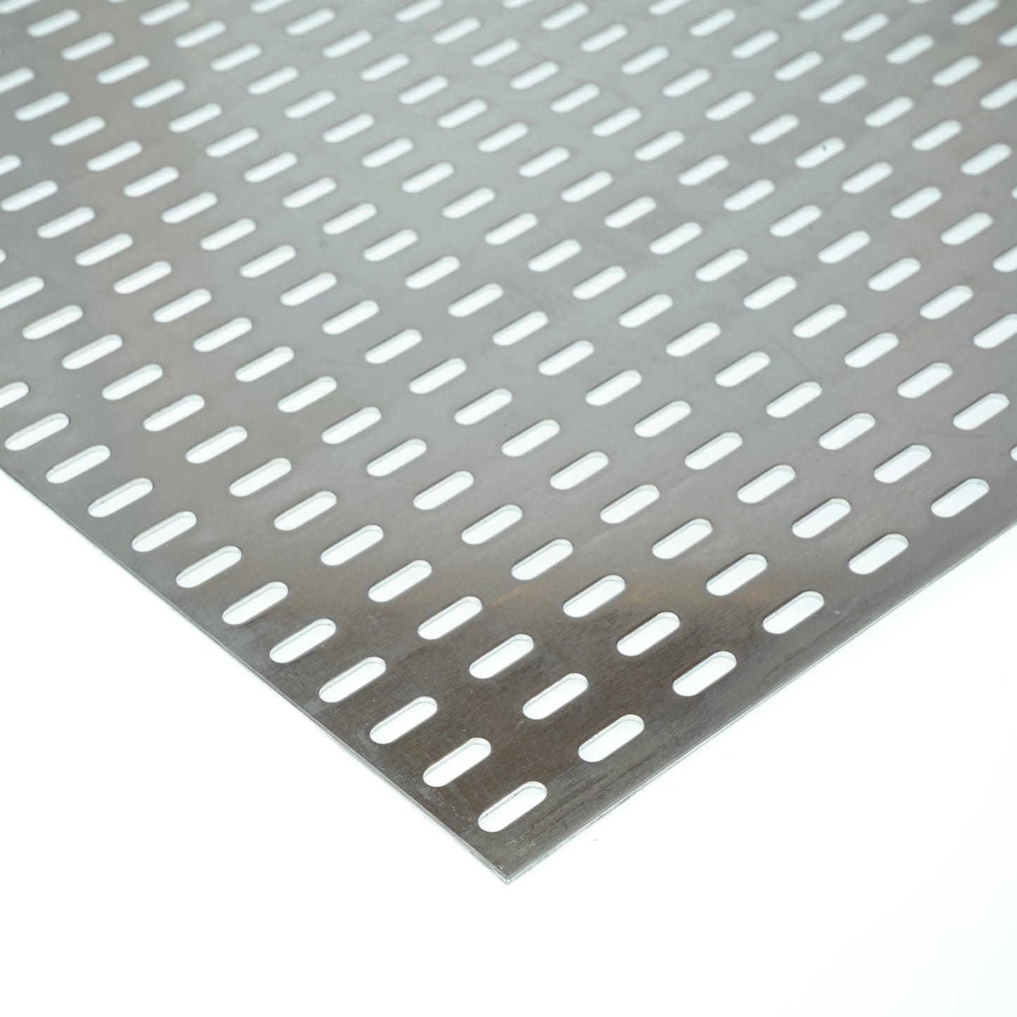Aluminium Lochblech LG5x15 in 1,5 mm Stärke – Langlochung in geraden Reihen